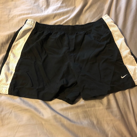Nike Pants - Nike athletic shorts